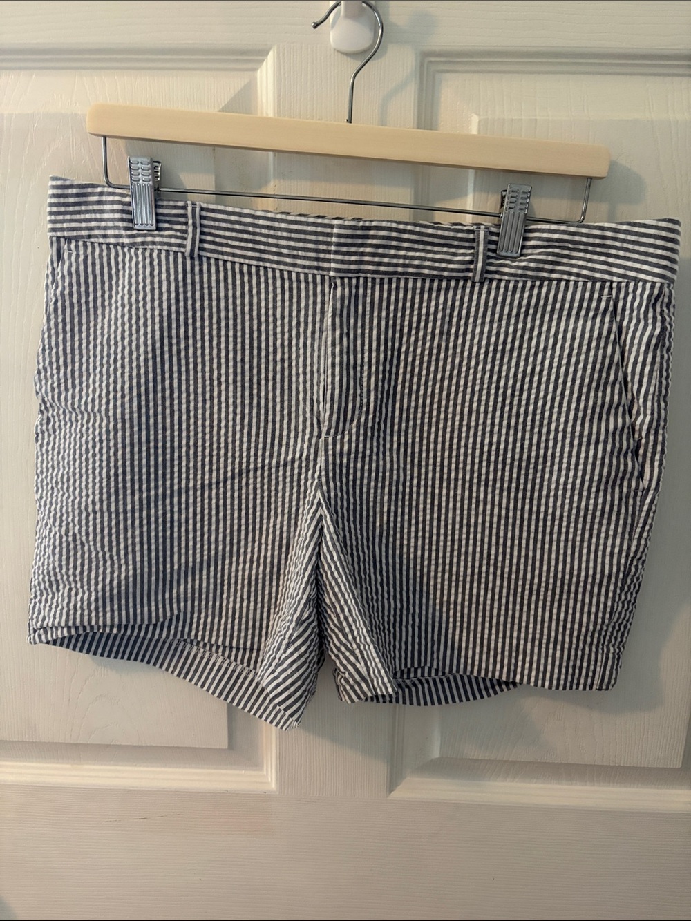 Banana Republic Navy & White Striped Seersucker Shorts